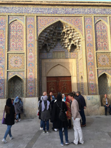 Nasir Mosque People Waiting 