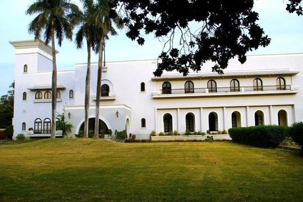 Jhira Bagh Palace